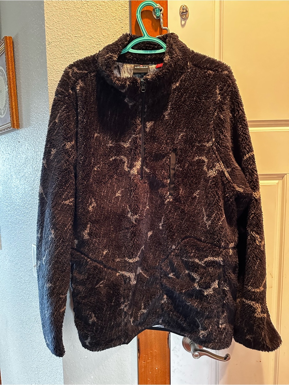 Airwalk Black Plush Half-Zip Fleece Pullover